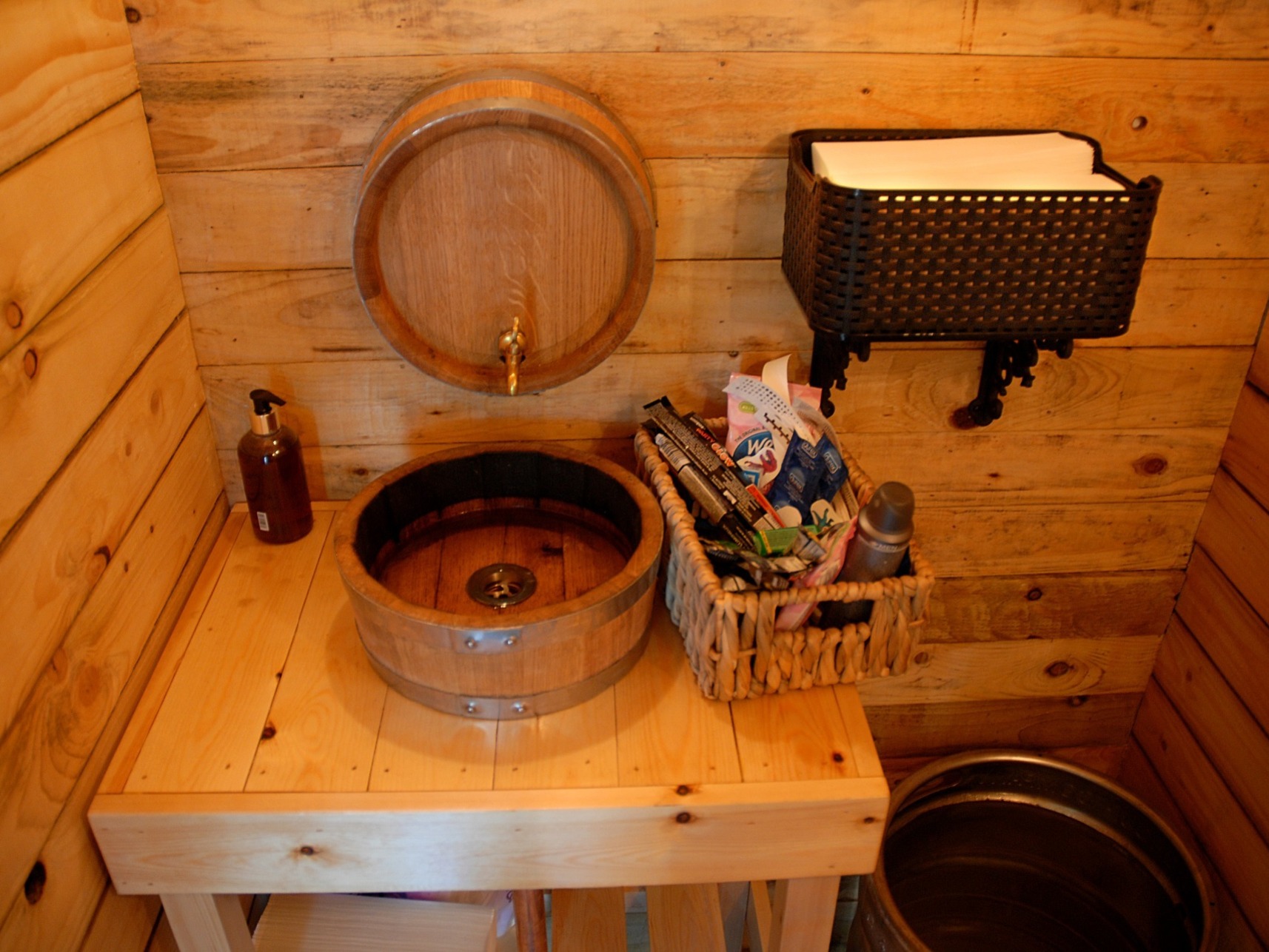 Canaba range wooden sink