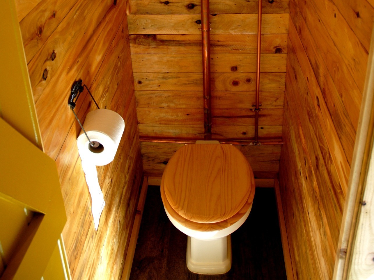 Canaba range toilet